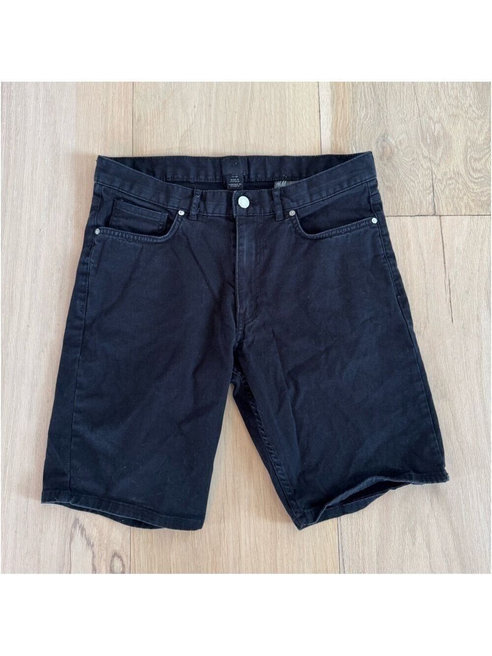 H&M Black Shorts Size 30